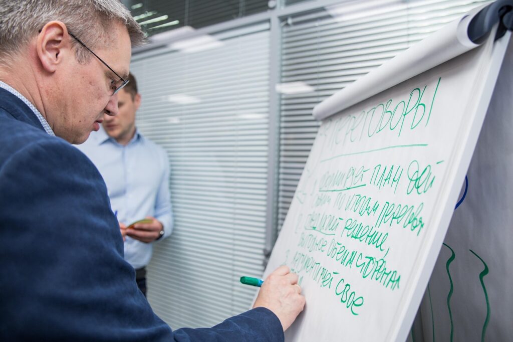 楽楽精算連携のメリットと活用方法は？