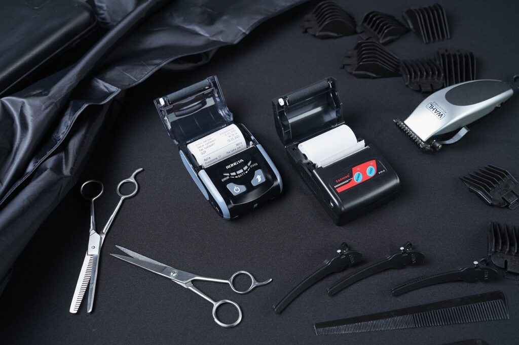 経費精算における紙運用の課題とは何ですか？