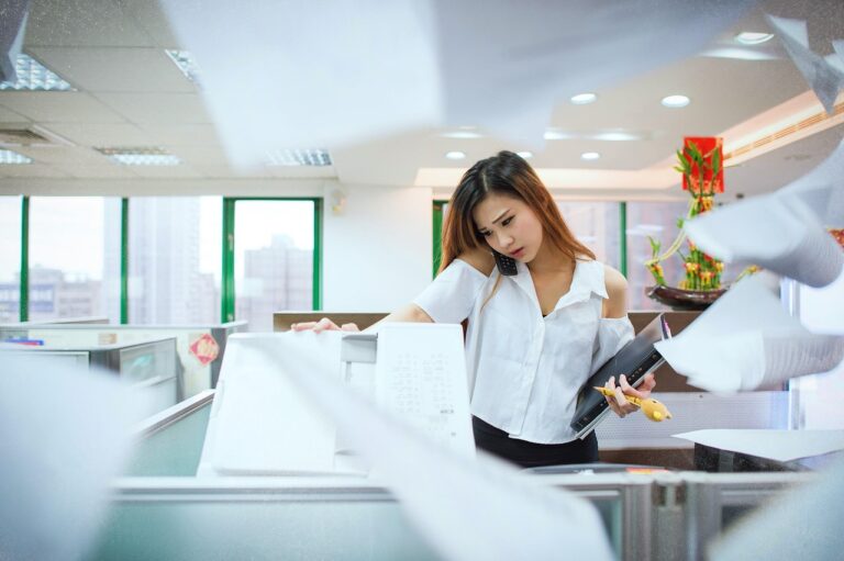 経費精算が忙しい人におすすめの効率的な方法は？