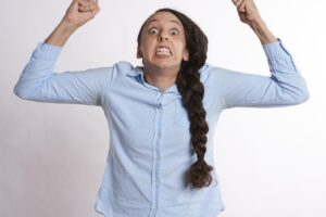 アクセス管理のセキュリティにかかる費用はどれくらい？