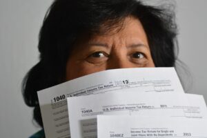 楽楽精算の料金見積もり依頼はどう進めればいい？