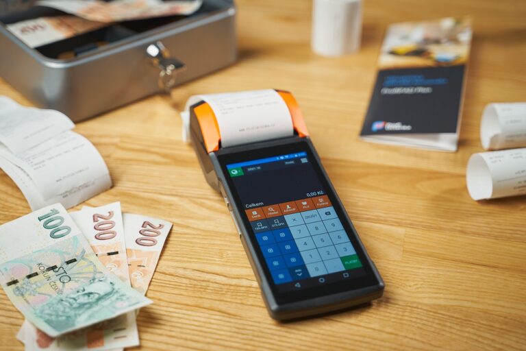 経費精算と給与ソフトの連携で立替精算から振込までの流れは？